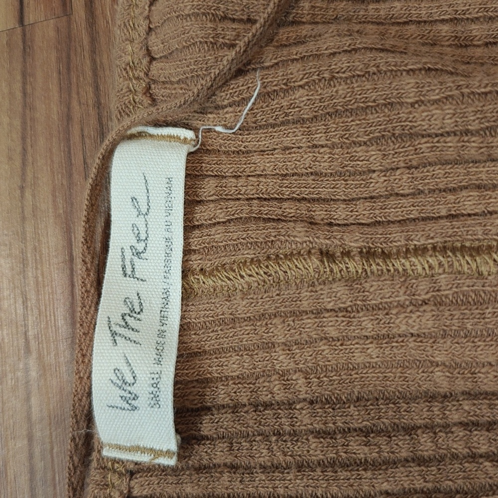 We The Free Passing Thru Layering Tee - Picture 2 of 9